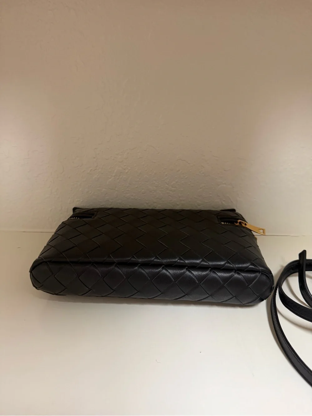 Quilted Leather Top-Handle Crossbody Bag - Black- flash sale